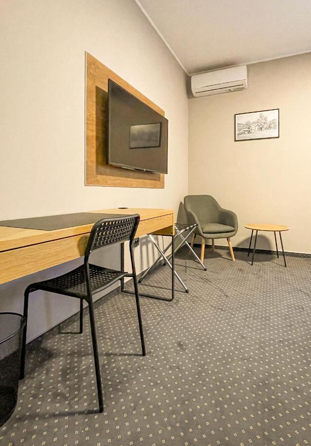 Bed and Breakfast Industrial Belisce Экстерьер фото