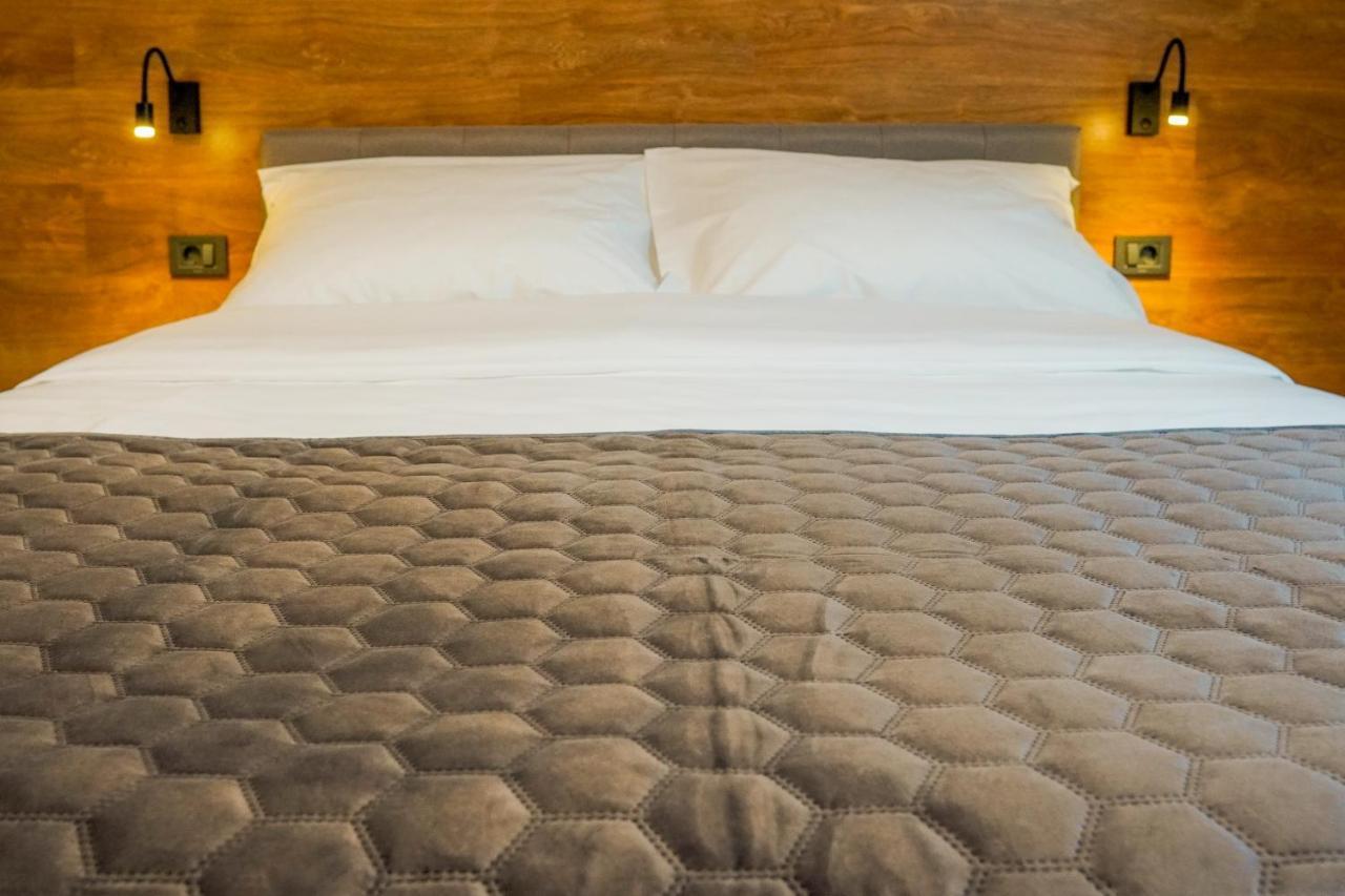 Bed and Breakfast Industrial Belisce Экстерьер фото