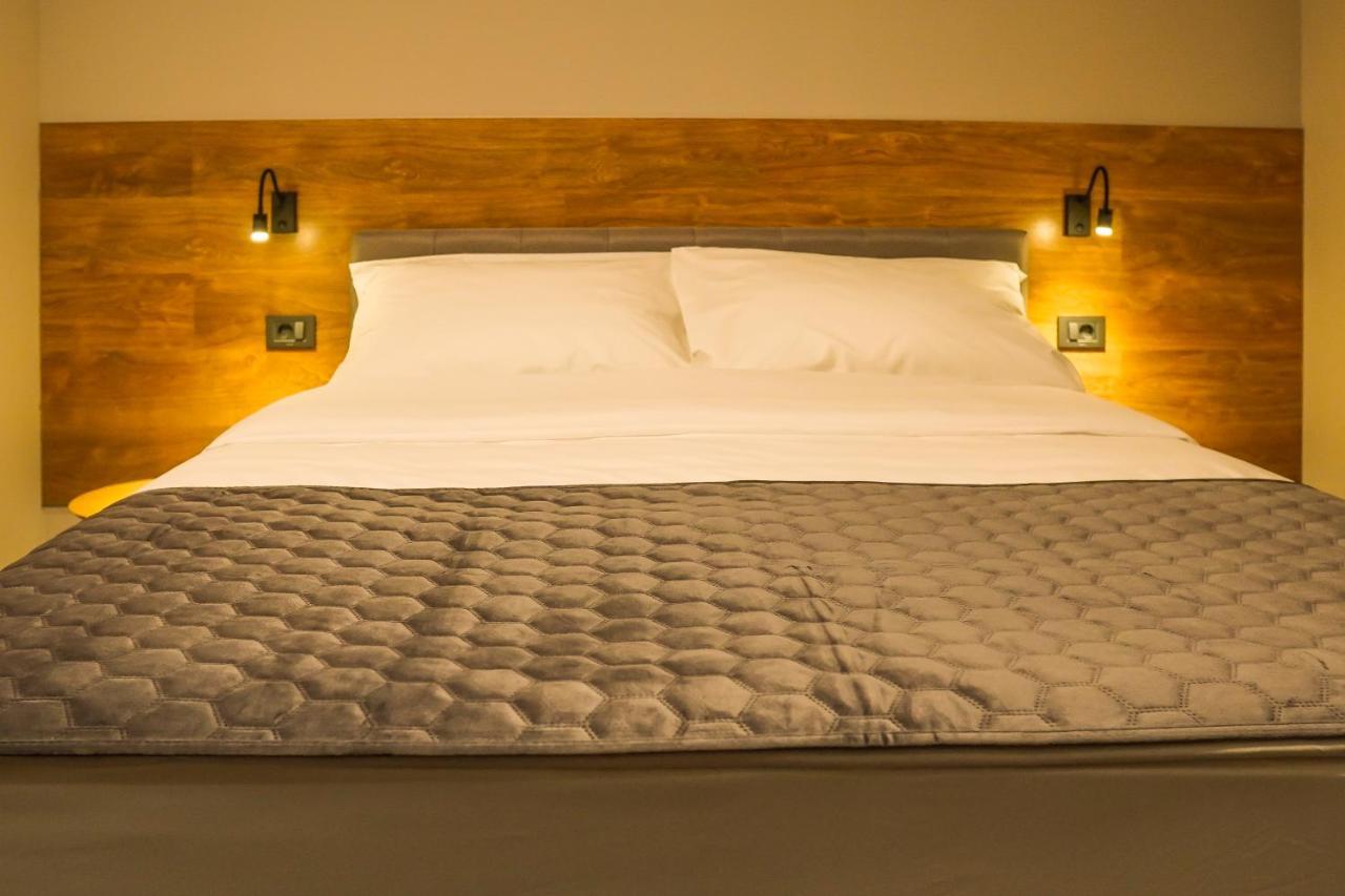 Bed and Breakfast Industrial Belisce Экстерьер фото